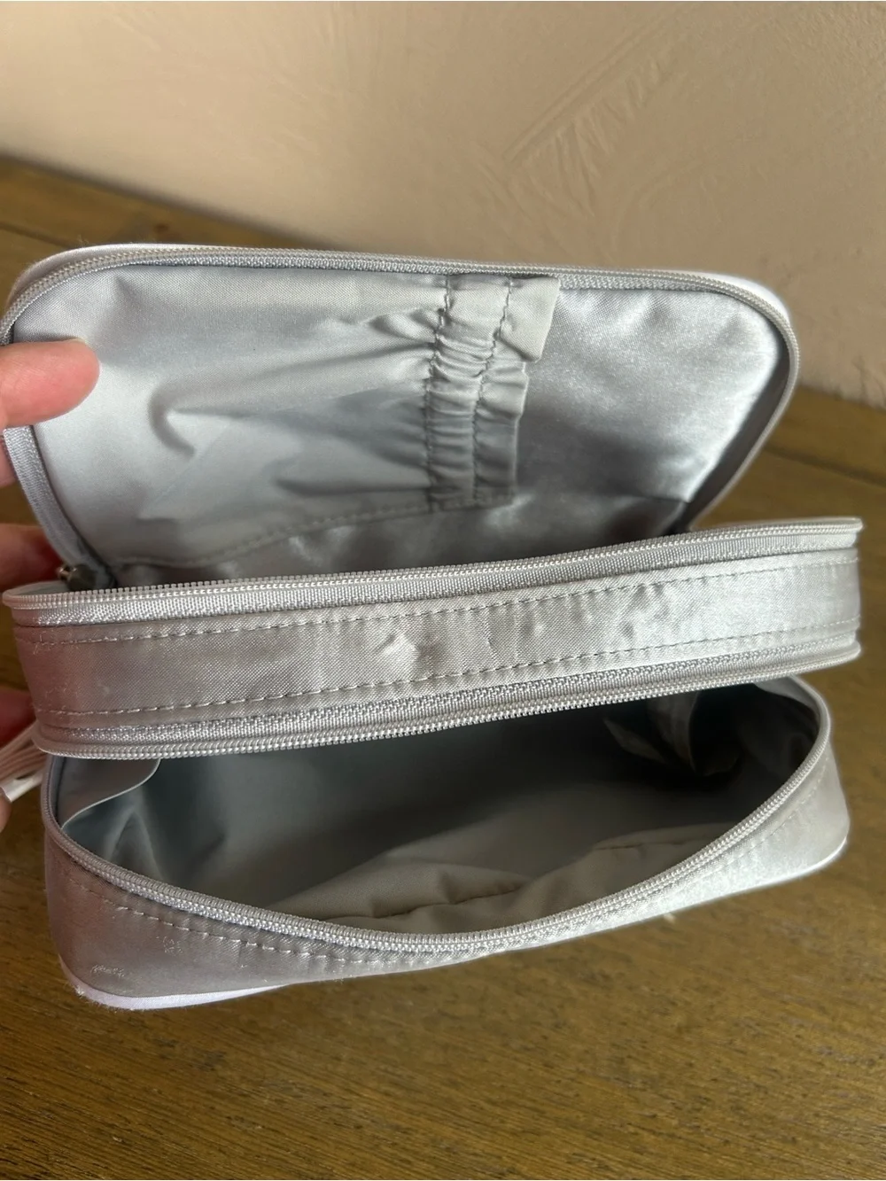 Dior Parfums Silver White Double Zip Toiletry Bag Trousse de Toilette Wristlet.